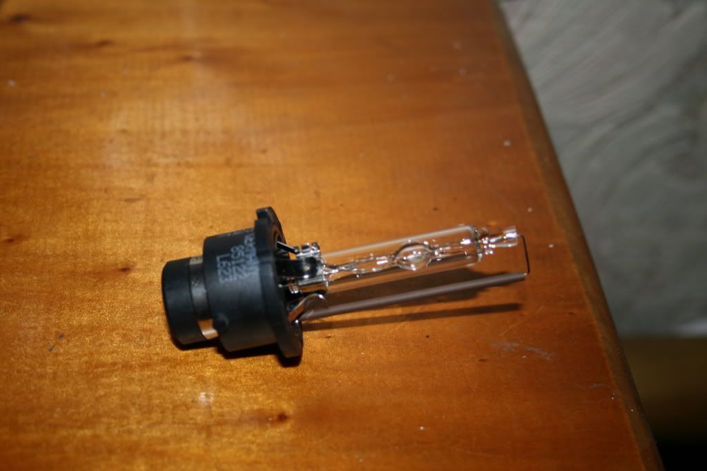 Walkthrough....How to replace stock OEM D2S Xenon HID bulbs Mazda3 Forums